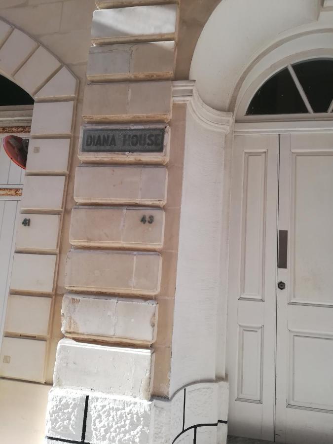 Diana House Apartment สลีมา ภายนอก รูปภาพ